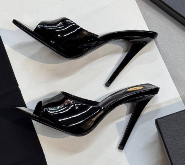 ШЛЕПКИ SAINT LAURENT 