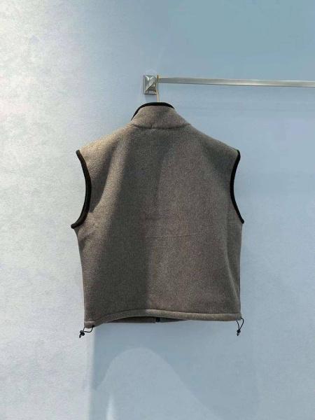 ЖИЛЕТ MIU MIU  71647 фото анонса