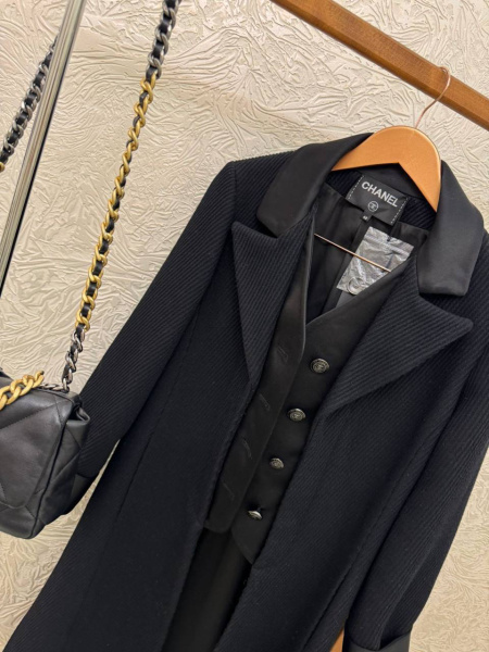 ПАЛЬТО С ЖИЛЕТОМ CHANEL 65797 фото анонса