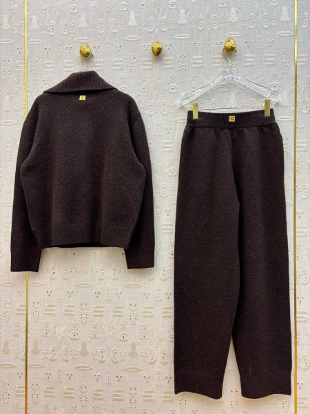 КОСТЮМ SCHIAPARELLI  79866 фото анонса