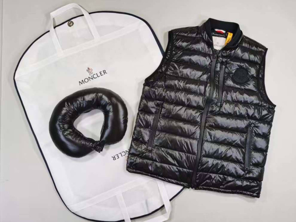 МУЖСКОЙ ЖИЛЕТ MONCLER  70794 фото анонса