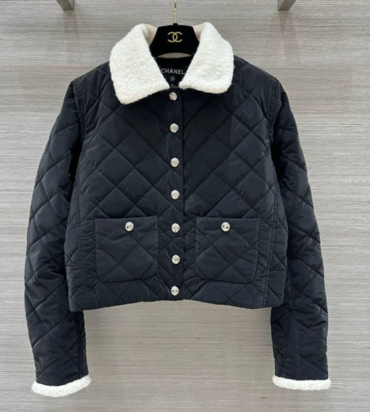 КУРТКА CHANEL 
