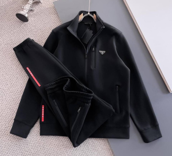 МУЖСКОЙ КОСТЮМ PRADA 