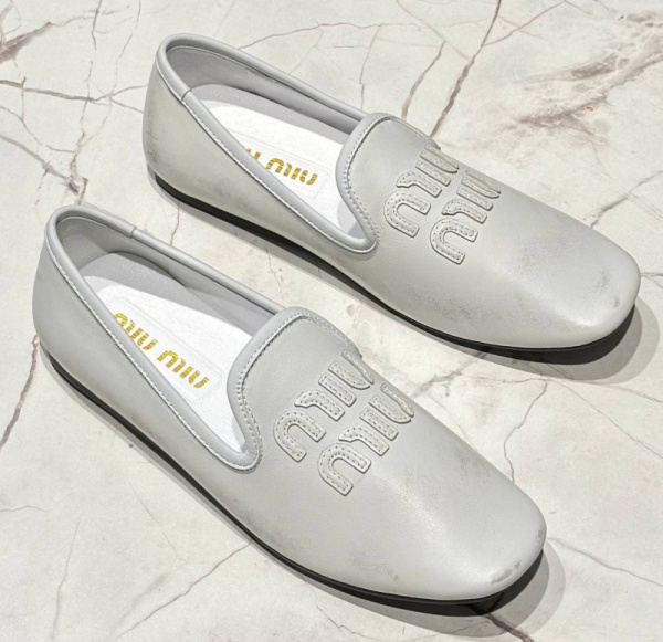 ЛОФЕРЫ MIU MIU 