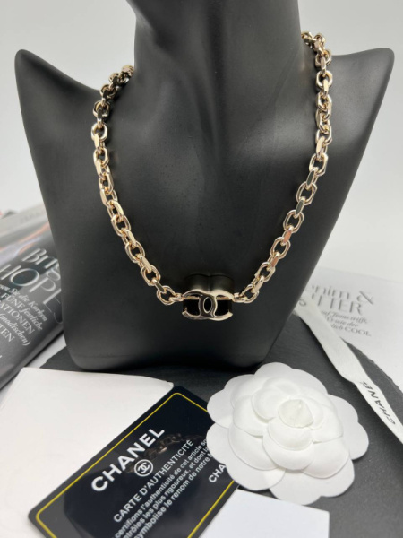 КОЛЬЕ CHANEL