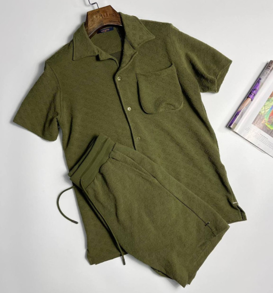 МУЖСКОЙ КОСТЮМ LOUIS VUITTON 