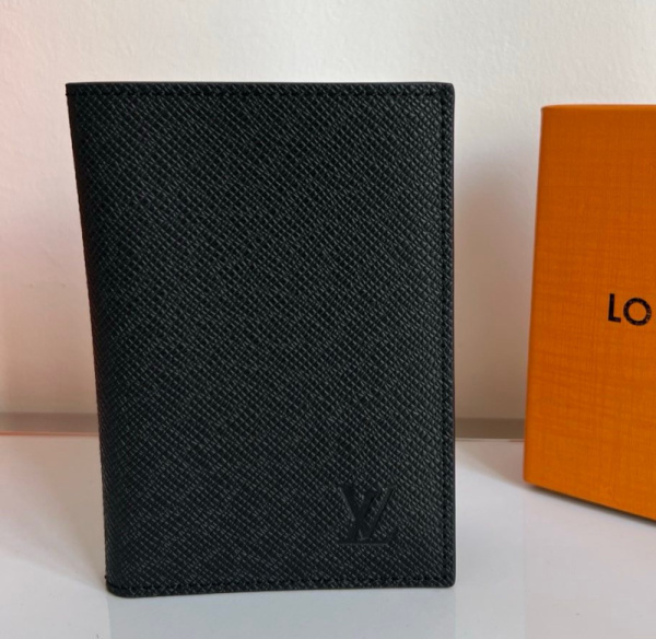 ОБЛОЖКА НА ПАСПОРТ LOUIS VUITTON 