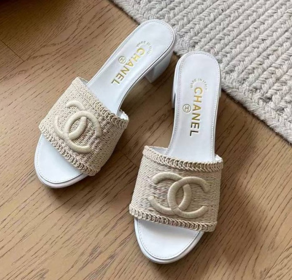 ШЛЕПКИ CHANEL 