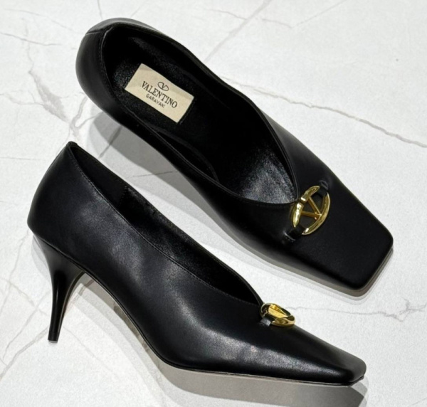 ТУФЛИ VALENTINO 