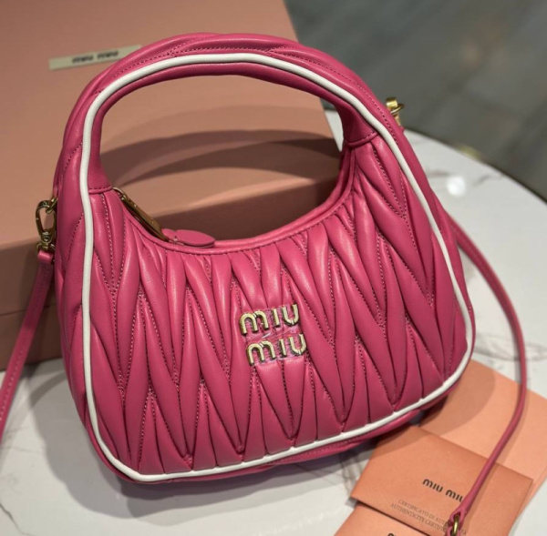 СУМКА MIU MIU WANDER 