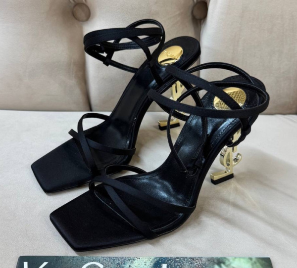 БОСОНОЖКИ SAINT LAURENT 