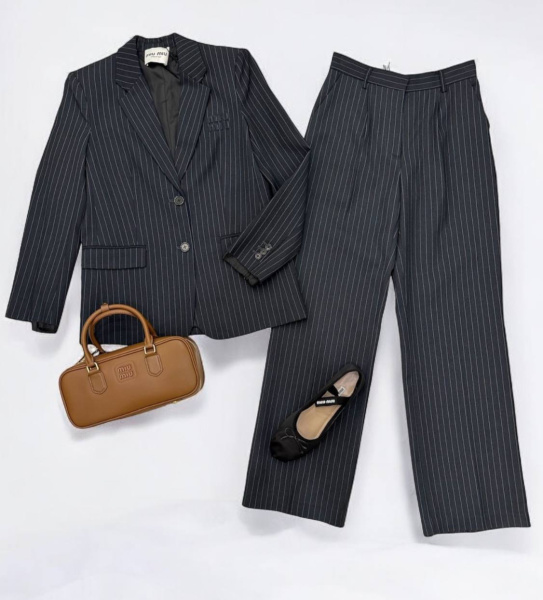 КОСТЮМ MIU MIU  69686 фото анонса