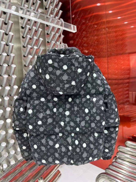 МУЖСКОЙ ПУХОВИК LOUIS VUITTON  72117 фото анонса