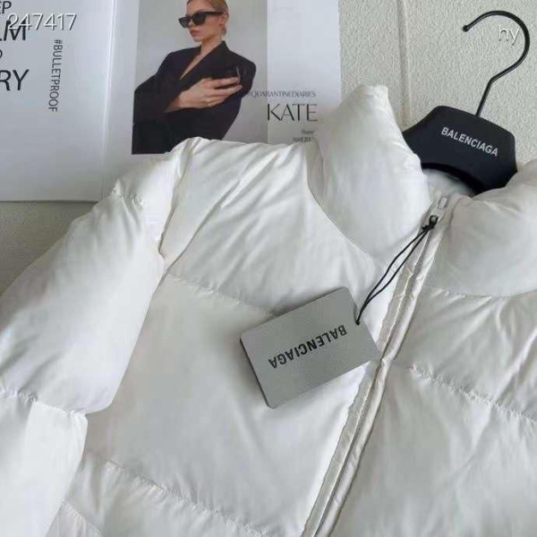 ПУХОВИК BALENCIAGA 61930 фото анонса