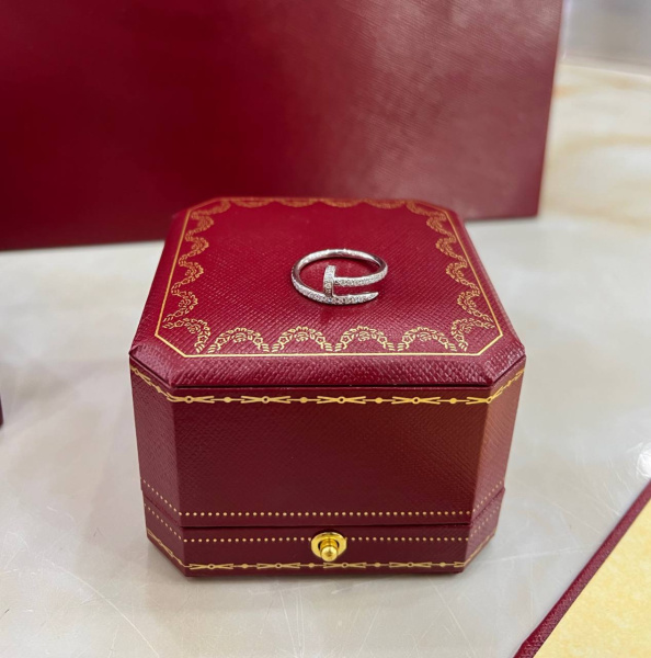 КОЛЬЦО CARTIER 74031 фото анонса