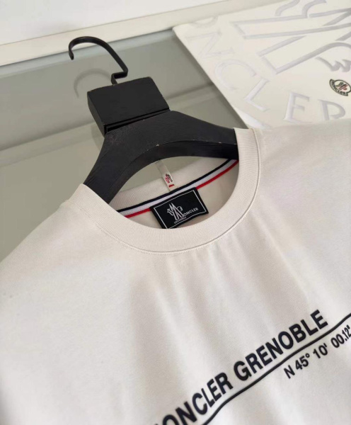 МУЖСКАЯ ФУТБОЛКА MONCLER  77370 фото анонса