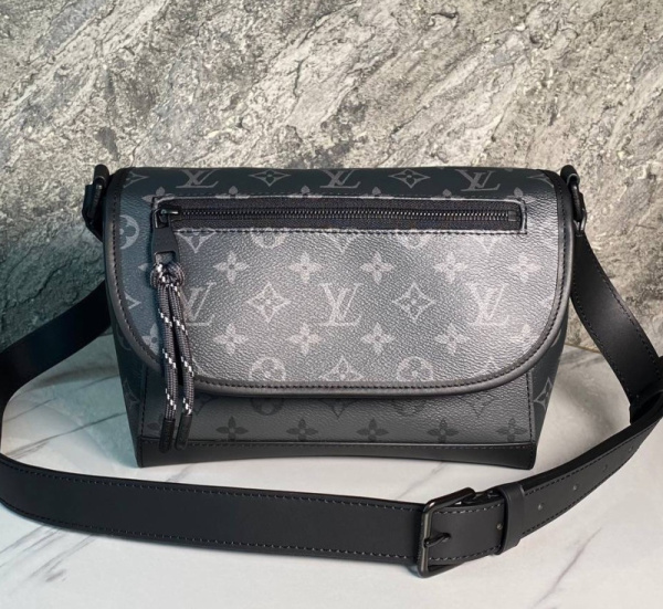 МУЖСКАЯ СУМКА МЕССЕНДЖЕР LOUIS VUITTON 