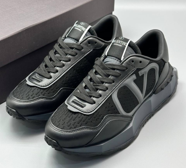 МУЖСКИЕ КРОССОВКИ VALENTINO 