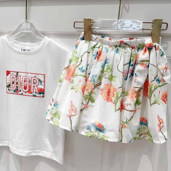 ДЕТСКИЙ КОСТЮМ CHRISTIAN DIOR  75550 фото анонса