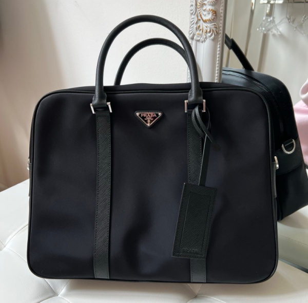 МУЖСКОЙ ПОРТФЕЛЬ PRADA 