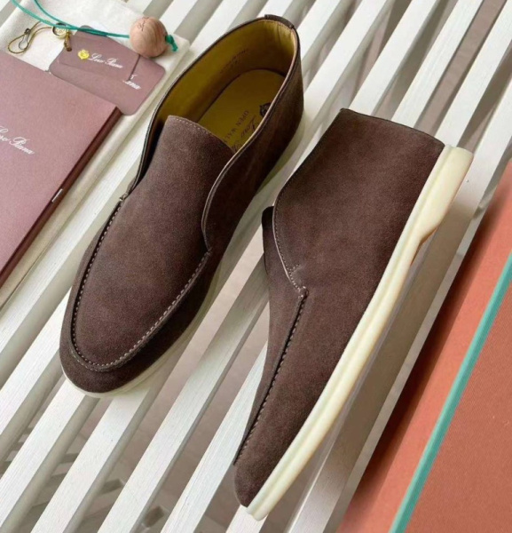 МУЖСКИЕ ЛОФЕРЫ LORO PIANA 