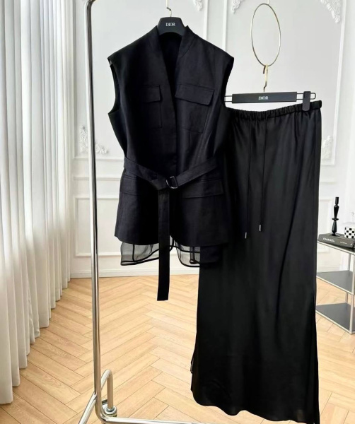 ЖИЛЕТ BRUNELLO CUCINELLI  75198 фото анонса