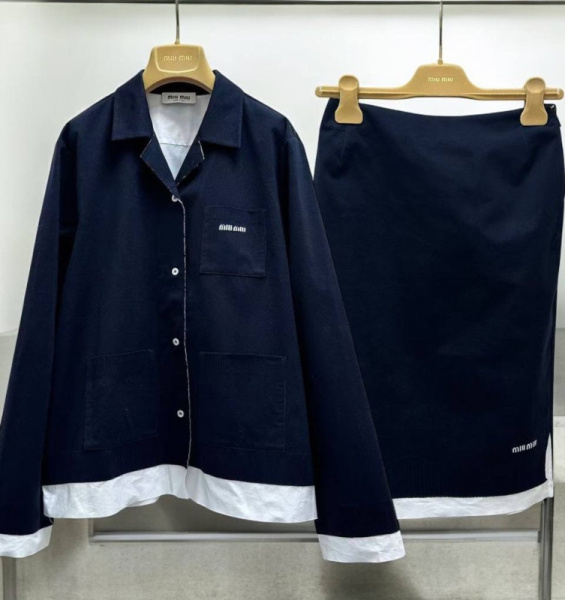 КОСТЮМ MIU MIU 