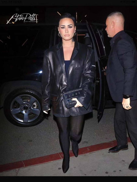 КУРТКА BALENCIAGA  70877 фото анонса