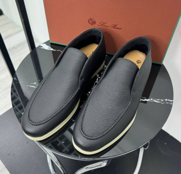 МУЖСКИЕ ЛОФЕРЫ LORO PIANA 