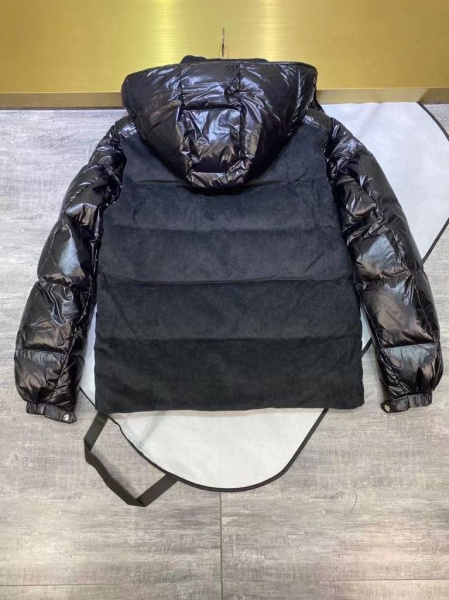 ПУХОВИК MONCLER 44372 фото анонса