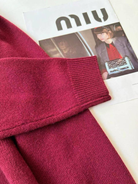 СВИТЕР ПОЛО MIU MIU  80738 фото анонса