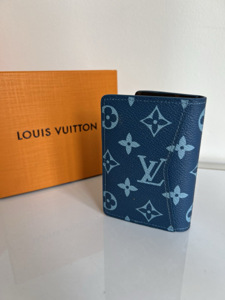 ВИЗИТНИЦА LOUIS VUITTON  67845 фото анонса