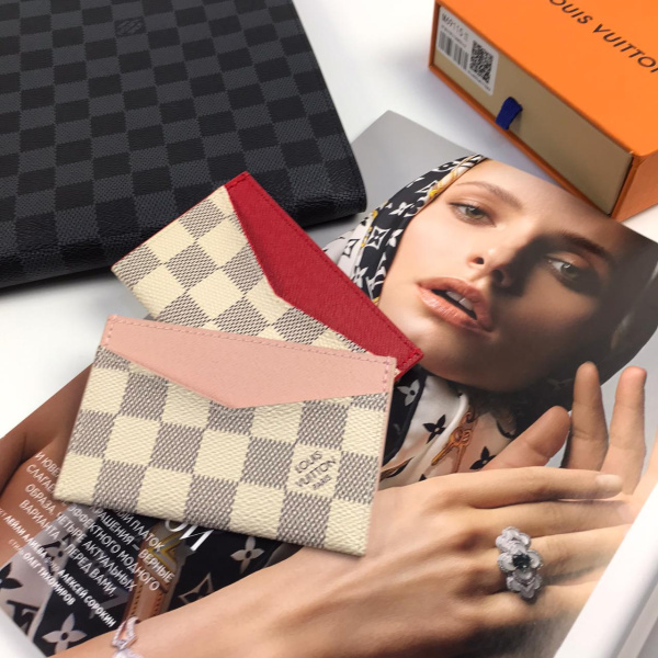 ВИЗИТНИЦА LOUIS VUITTON 16870 фото анонса