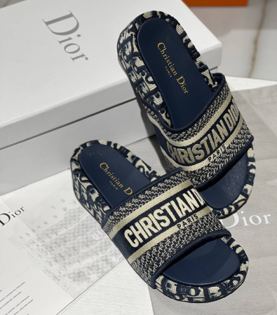 ШЛЕПКИ CHRISTIAN DIOR