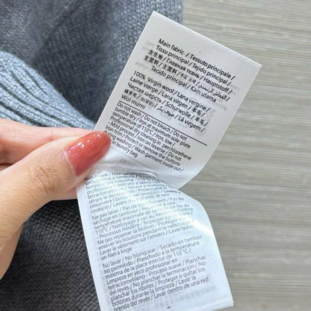 КАРДИГАН VALENTINO  72661 детальное фото товара