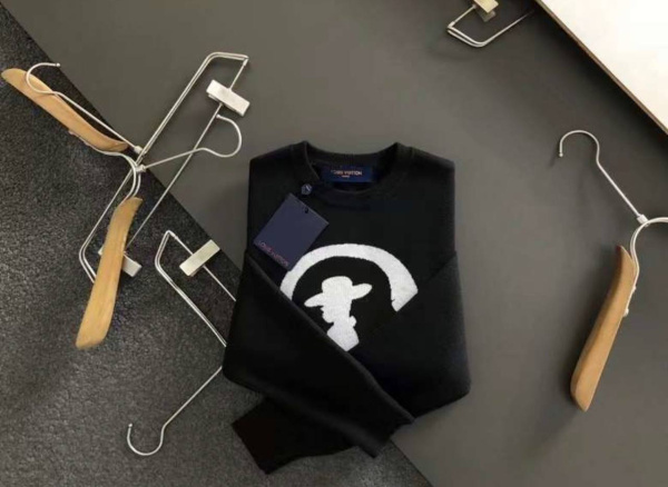 МУЖСКОЙ СВИТЕР LOUIS VUITTON  63340 фото анонса