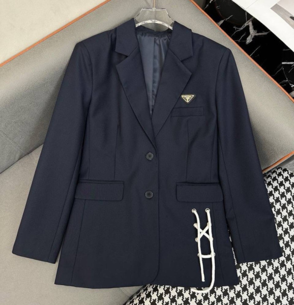 ПИДЖАК PRADA 