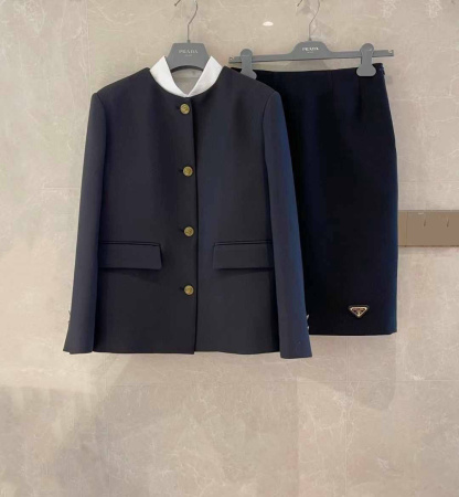 КОСТЮМ PRADA  70936 детальное фото товара