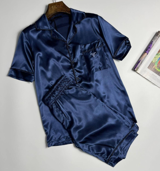 МУЖСКОЙ КОСТЮМ PRADA 