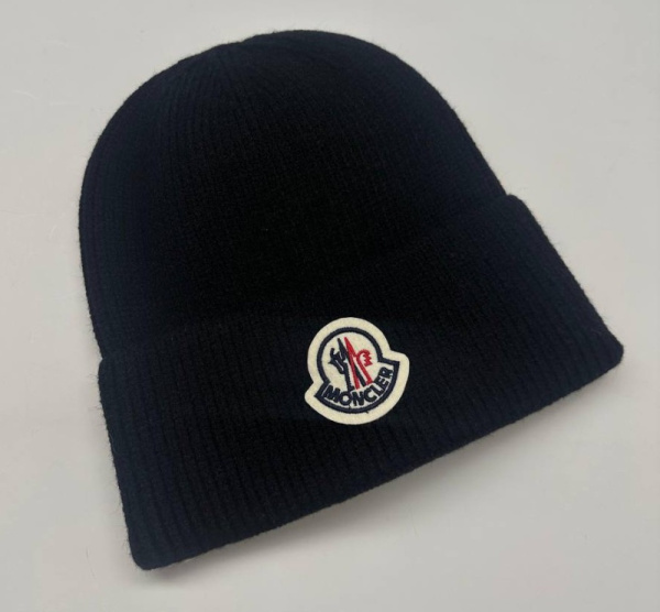 МУЖСКАЯ ШАПКА MONCLER 