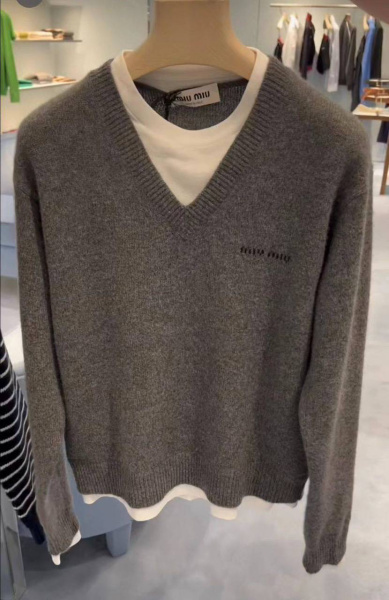 СВИТЕР MIU MIU  80139 фото анонса