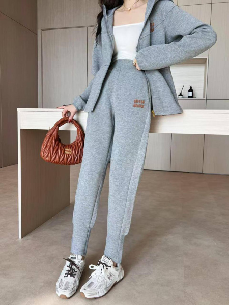 КОСТЮМ MIU MIU  74988 фото анонса