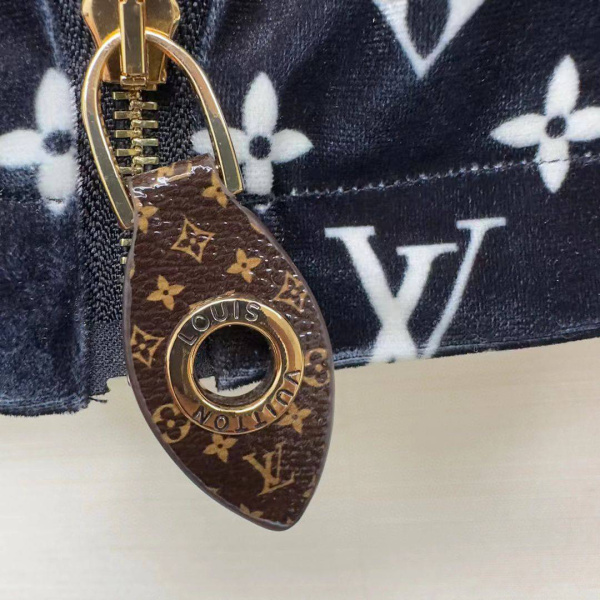 КОСТЮМ LOUIS VUITTON  62556 фото анонса