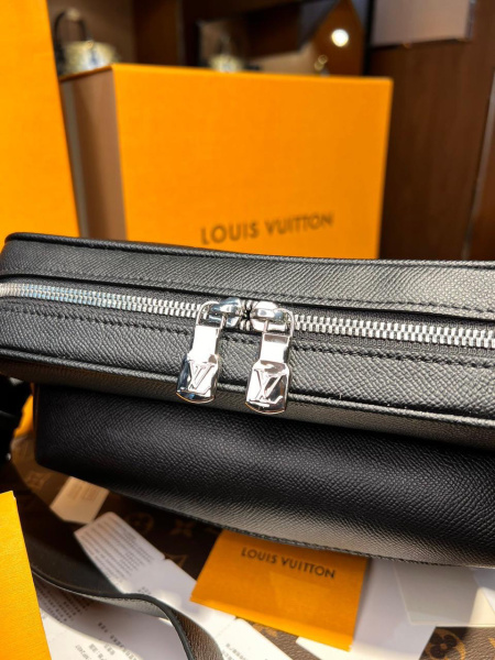 МУЖСКАЯ СУМКА МЕССЕНДЖЕР LOUIS VUITTON  58882 фото анонса
