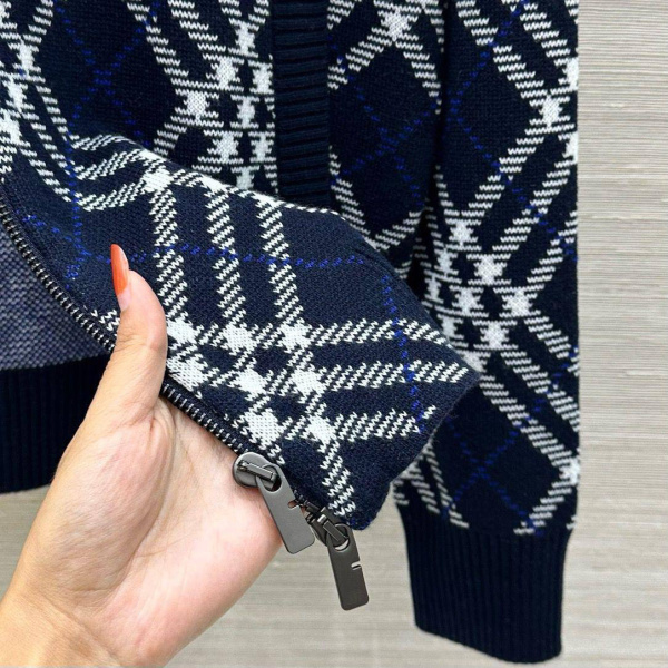 БОМБЕР BURBERRY  79864 фото анонса