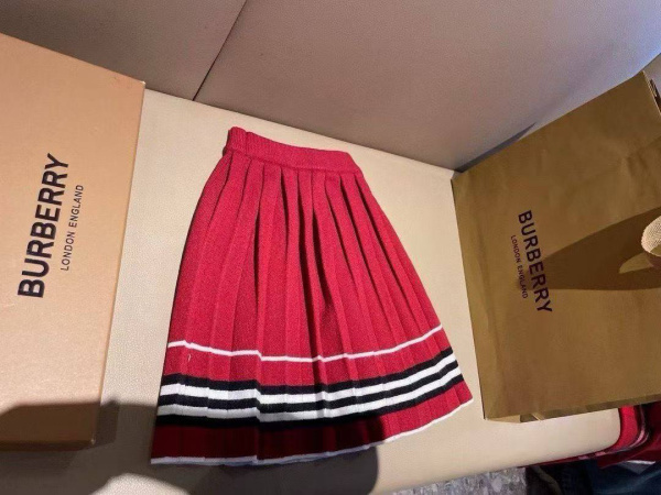 ДЕТСКИЙ КОСТЮМ BURBERRY  81408 фото анонса