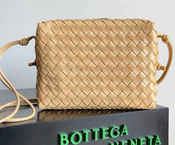 СУМКА BOTTEGA VENETA 