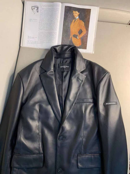 КУРТКА BALENCIAGA  70877 фото анонса