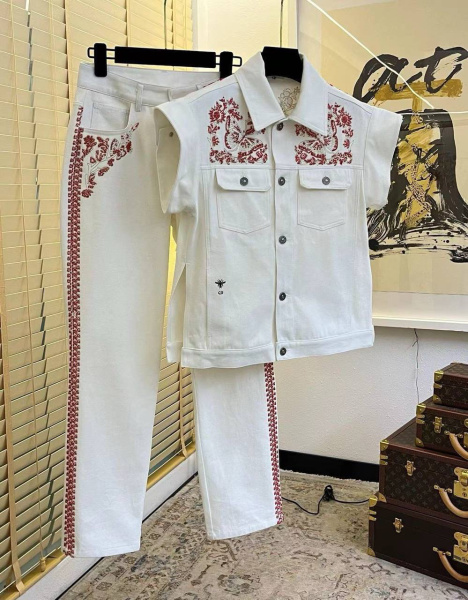 КОСТЮМ CHRISTIAN DIOR  65604 фото анонса