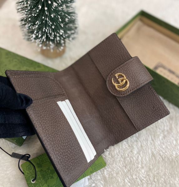 ОБЛОЖКА НА ПАСПОРТ GUCCI 54987 фото анонса